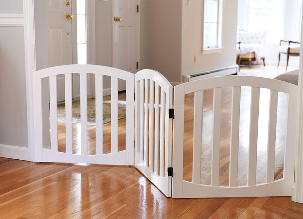 Freestanding 24" Pet Gate in White